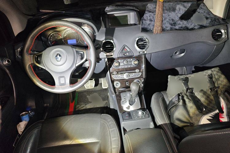 Used Renault Koleos 2012 2.5L Two-Wheel Drive Comfort Edition with Navigation
