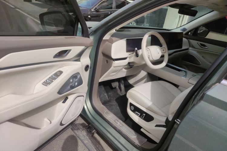 Used Wey Lanshan 2025 Four-Wheel Drive Max
