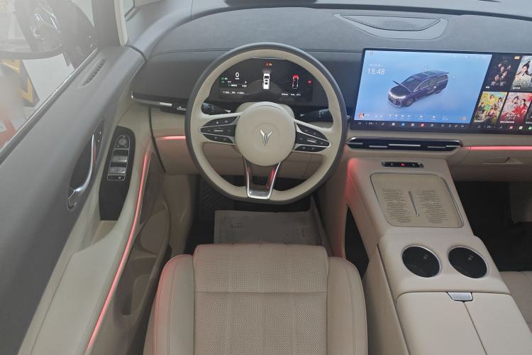 Used VOYAH Dream 2025 PHEV Four-Wheel-Drive Flagship Kunpeng Edition
