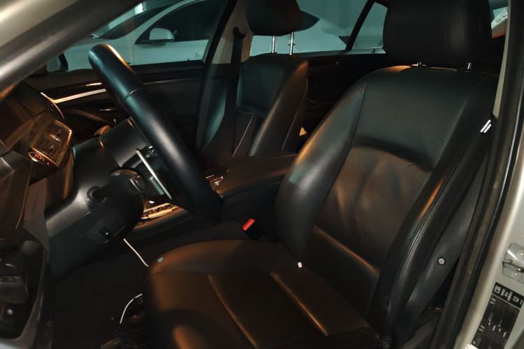 Used BMW 5 Series 2013 525Li Leading Model Left Front Seat