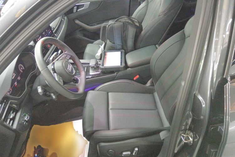 Used Audi A4L 2025 2 Million Units Enjoyment Version 40 TFSI Luxury Dynamic Edition