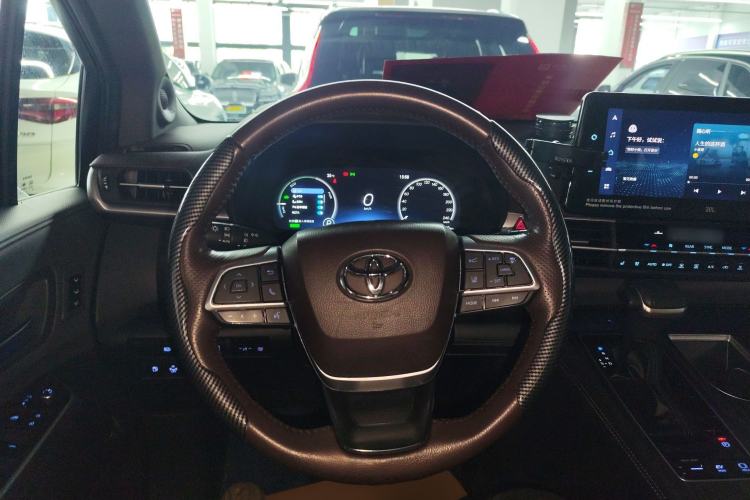 Used Toyota Sienna 2021 2.5L Hybrid Platinum Edition