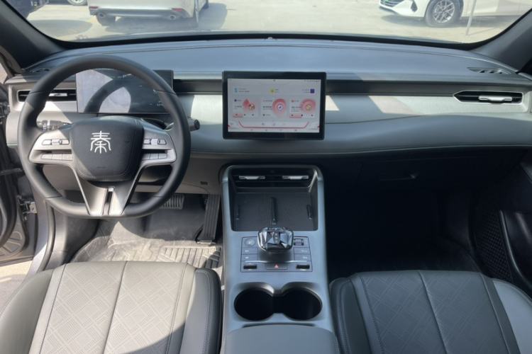 Used BYD Qin PLUS 2025 DM-i Smart Drive 55KM Leading Model