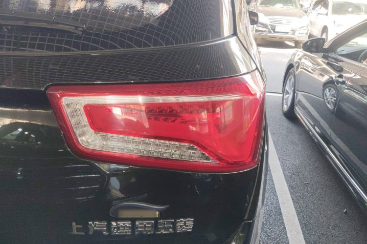 Used Baojun 560 2015 1.8L Manual Elite Edition
