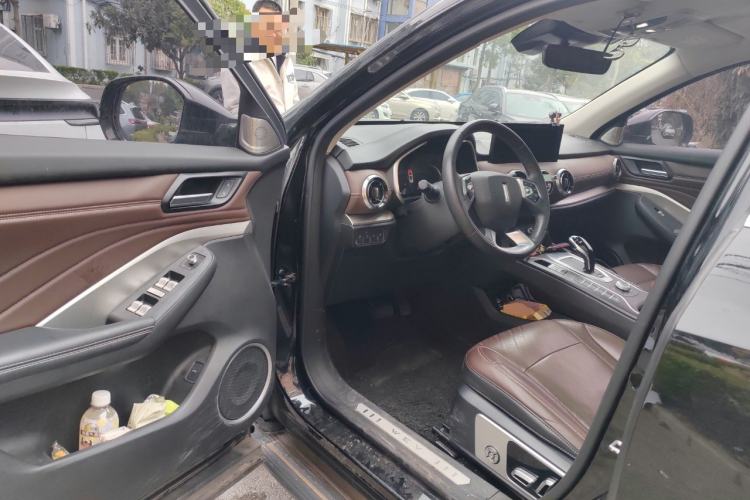 Used Wey VV6 2021 2.0T Two-Wheel Drive Smart Plus
