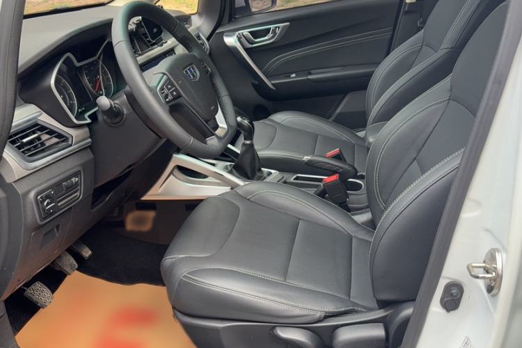 Used CHANGAN CS55 2018 1.5T Manual Colorful Model China V Standard