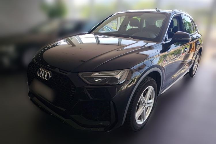 Used Audi Q5L 2023 40T Fashionable and Elegant Version Guazi used car, China used car export, Used car for sale, Used  cars, Cheapest cars for sale