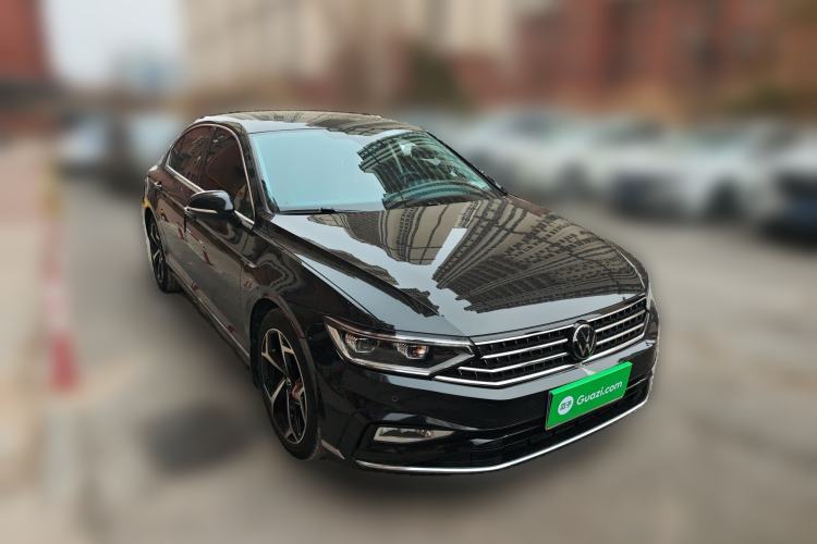 Used Volkswagen Magotan 2023 2 Million Units Commemorative Edition 330TSI DSG Luxury Version
