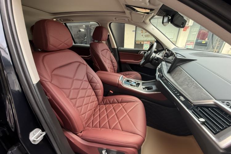 Used BMW X5 2023 xDrive 30Li Luxury M Sport Night Edition Package
