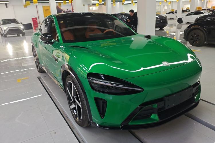 Used Xiaomi Auto YU7 2025 Ultra-Long Range High-Performance All-Wheel-Drive Max Edition
