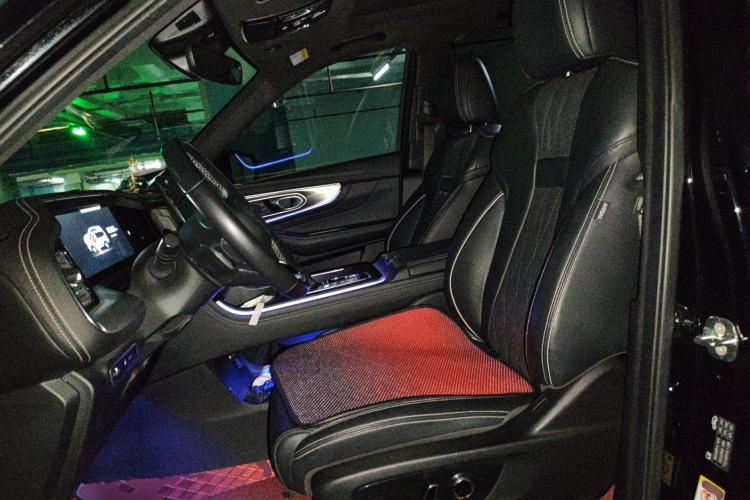 Used GAC Trumpchi GS8 2022 Linghang Series 2.0 TGDI Two-Wheel-Drive Luxury Smart Connectivity Version (7 Seats)