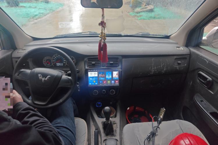 Used Wuling Rongguang V 2016 1.2L Standard Version