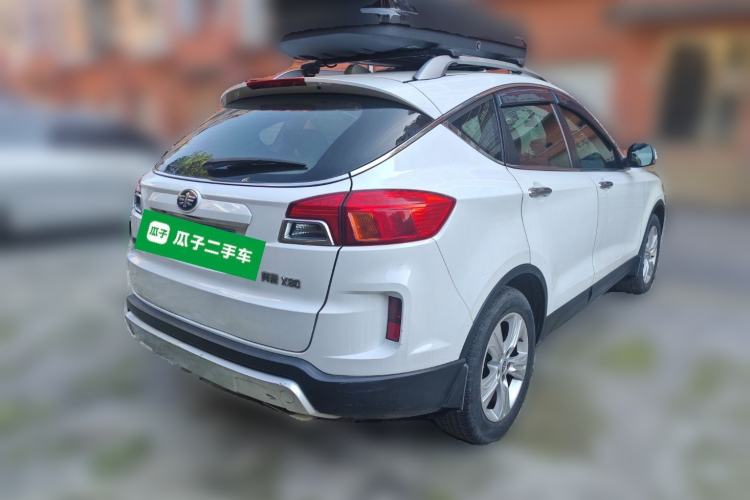 Used Bestune X80 2013 2.0L automatic luxury version