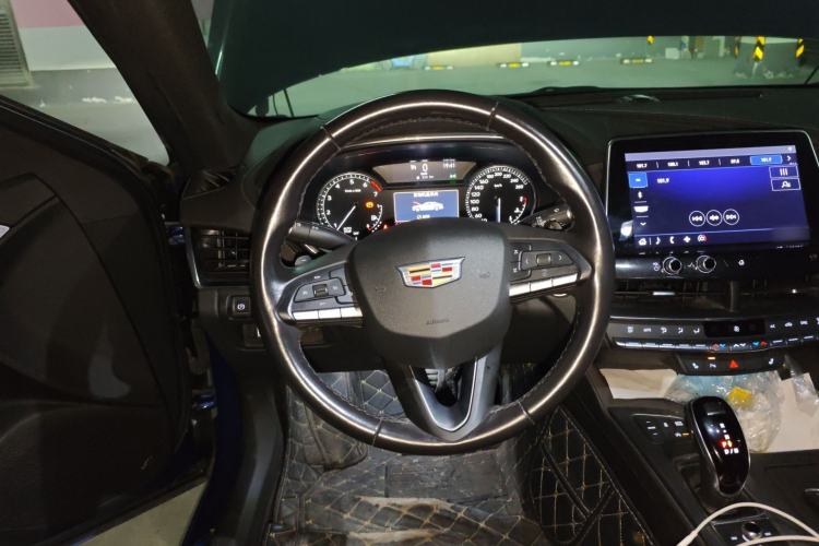 Used Cadillac CT5 2020 28T Luxury Version Steering Wheel