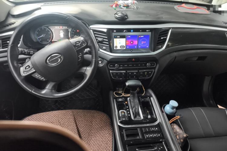 Used GAC Trumpchi GS7 2017 320T Two-Wheel-Drive Luxury Smart Connectivity Model
