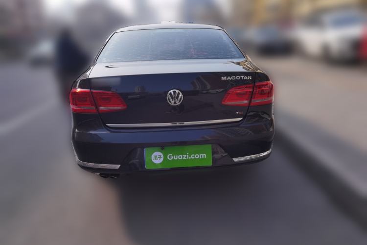 Used Volkswagen Magotan 2016 1.8TSI Luxury Comfort Model Rear