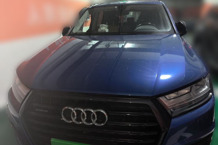 Used Audi Q7 2016 40 TFSI Comfort Model
