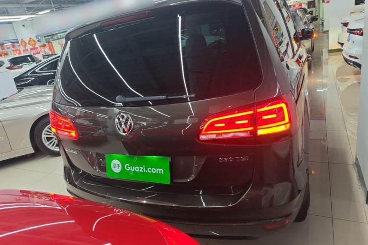 Used Volkswagen Sharan 2018 380TSI Comfort Edition 7-Seater
