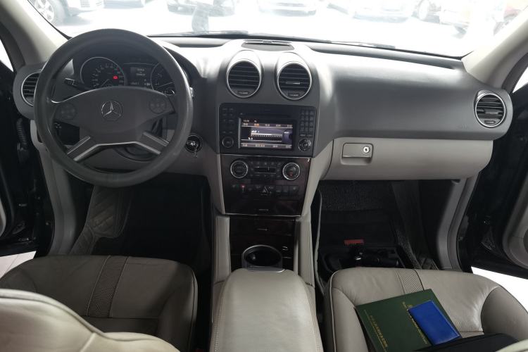 Used Mercedes-Benz M-Class 2010 ML 350 4MATIC Luxury Model
