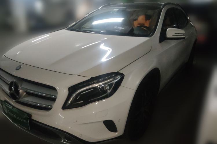 Used Mercedes-Benz GLA 2015 GLA 220 4MATIC Fashion Model