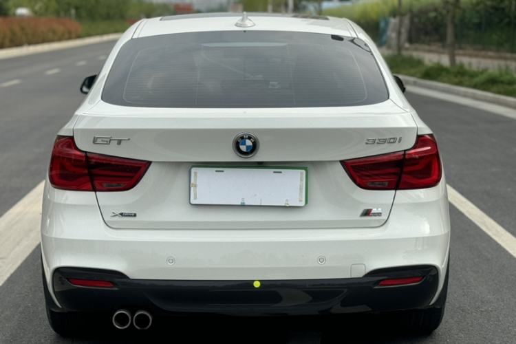 Used BMW 3 Series GT 2018 330i xDrive M Sport Edition Exterior 4