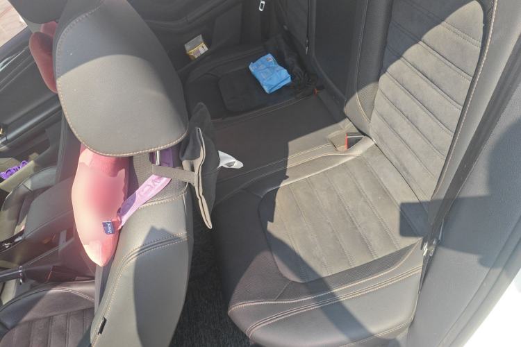 Used Volkswagen Sagitar 2015 230TSI Automatic Luxury Model
