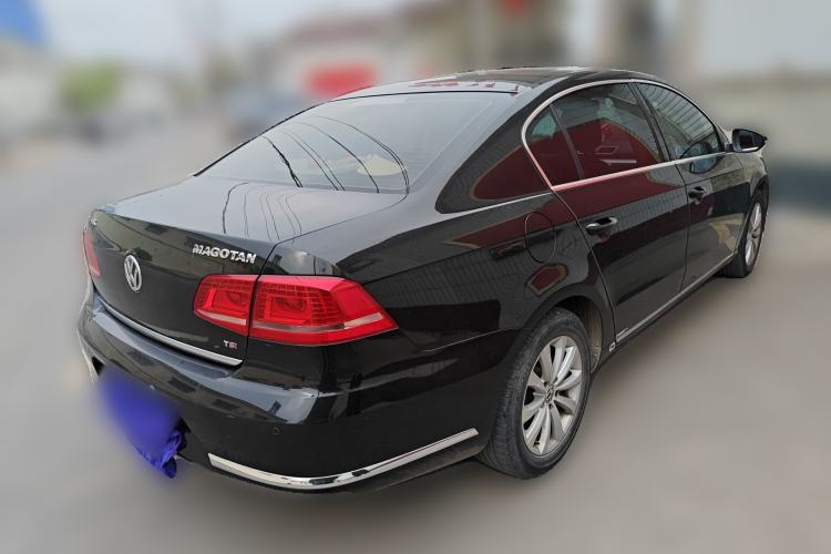 Used Volkswagen Magotan 2016 1.8TSI Smart Enjoyment Leading Model Rear Right 45 Deg