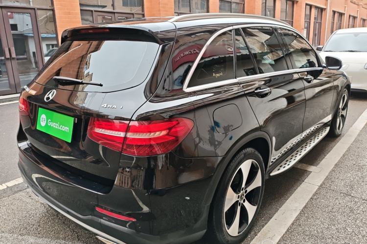 Used Mercedes-Benz GLC 2018 Refreshed GLC 300 4MATIC Dynamic Edition