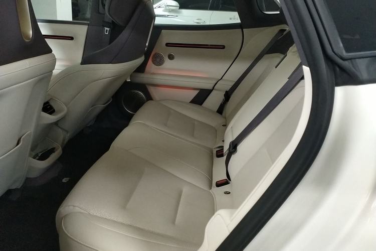 Used Avatr 06 2025 Max All-Electric Version Left Rear Seat