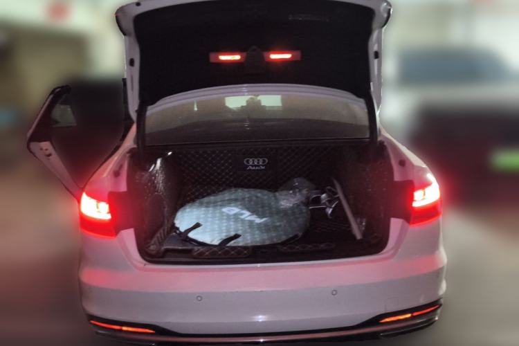 Used Audi A4L 2020 40 TFSI Fashionable and Elegant Model
