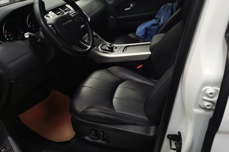 Used Land Rover Range Evoque 2018 240 PS SE Smart Brilliance Edition
