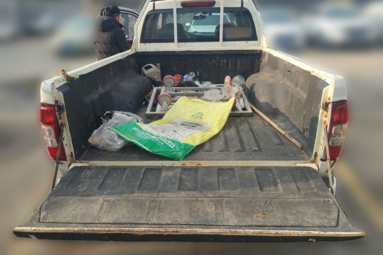 Used JDMC T5 2014 2.4T Two-Wheel-Drive Elite Version with Extended Wheelbase Model 4D25