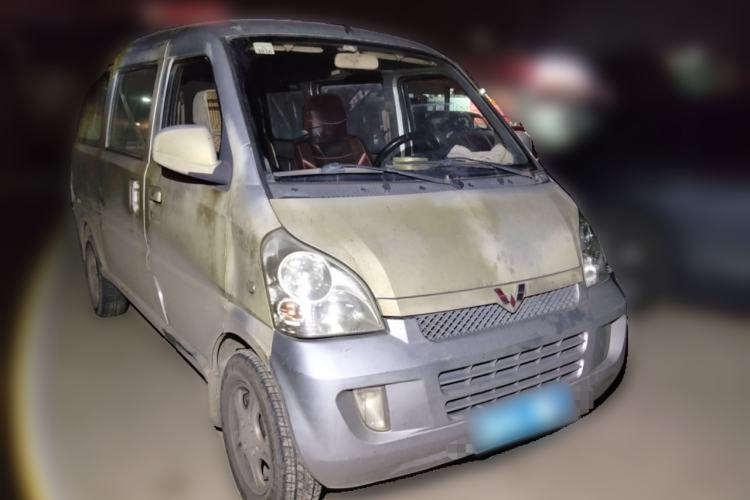 Used Wuling Rongguang 2011 1.2L Standard Version
