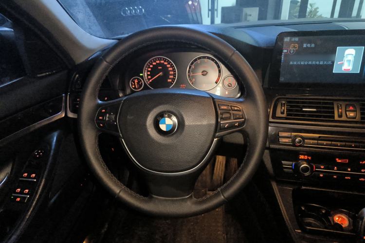 Used BMW 5 Series 2013 520Li Elegant Edition
