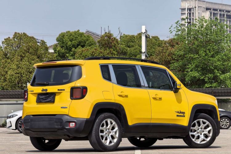 Used Jeep Renegade 2017 180T Automatic Jingneng Edition Exterior 3