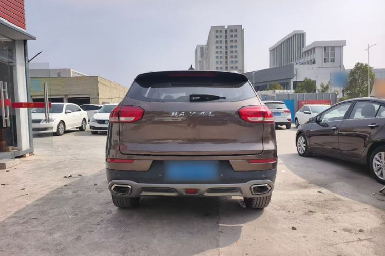 Used Haval H6 2017 Red Label 2.0T Automatic Two-Wheel Drive ZhiShang Model