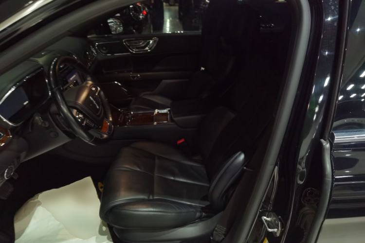 Used Lincoln Continental 2017 2.0T Two-Wheel Drive Prestige Edition
