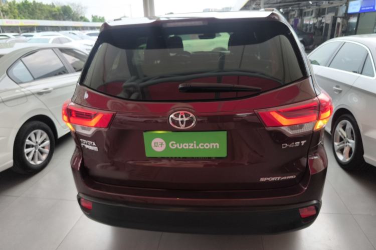 Used Toyota Highlander 2018 2.0T Four-Wheel Drive Luxury Edition 7 Seats China V Emission Standard
