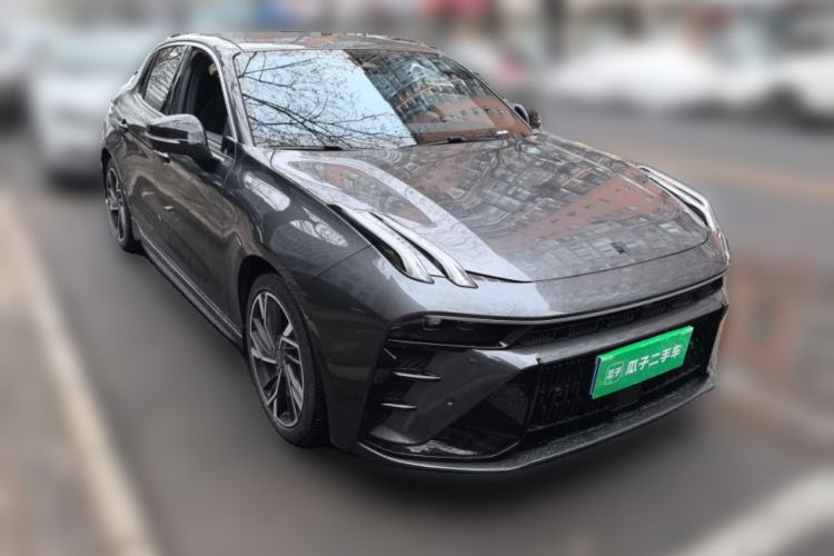 Used Lynk & Co 03 2023 1.5TD DCT JingPro Front Right 45 Deg