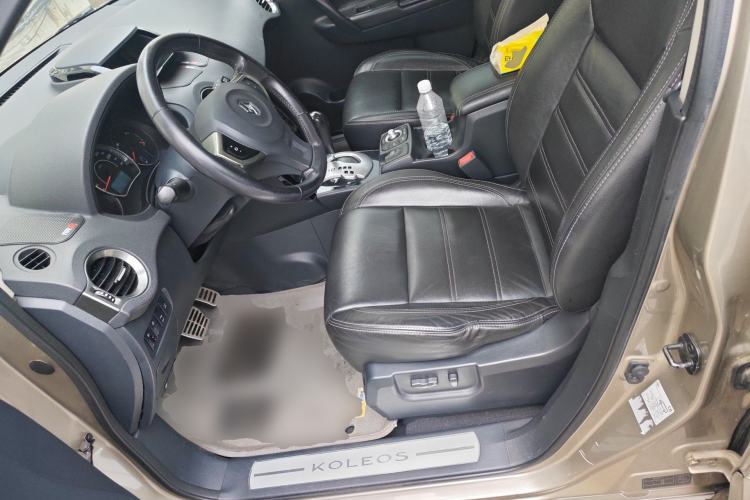 Used Renault Koleos 2012 2.5L Two-Wheel Drive Comfort Edition with Navigation Left Front Seat