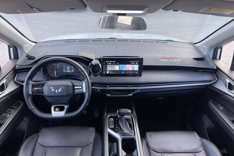 Used Wuling Jiachen 2022 1.5T CVT Smart Luxury Version
