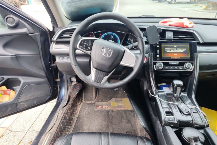 Used Honda Civic 2016 220TURBO CVT Luxury Edition
