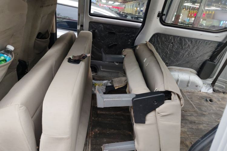 Used Wuling Rongguang S 2023 1.5L Base Version 5/7 Seats Left Rear Seat