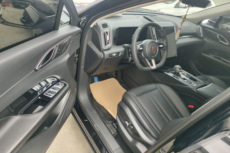 Used Hongqi HS3 2023 1.5T Two-Wheel Drive Shanwei Edition Driver Seat