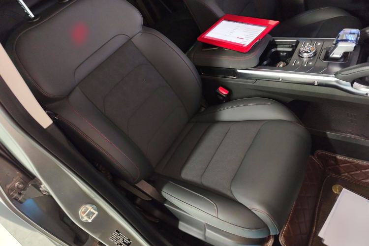 Used JETOUR Traveler 2023 2.0T Four-Wheel Drive Conqueror
