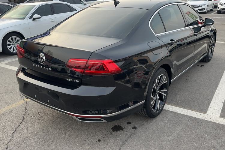 Used Volkswagen Magotan 2020 330TSI DSG Luxury Edition Exterior 3