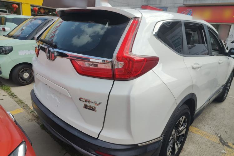 Used Honda CR-V 2017 240TURBO CVT Front-Wheel Drive Fashion Edition