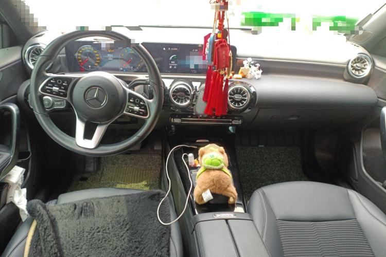 Used Mercedes-Benz A-Class 2022 A 200 Dynamic Edition Center Console