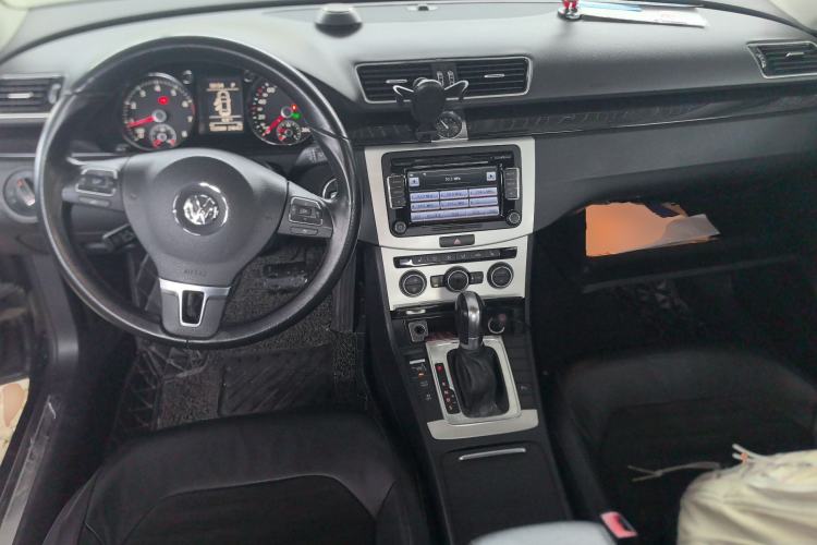 Used Volkswagen Magotan 2015 2.0 TSI Luxury Model
