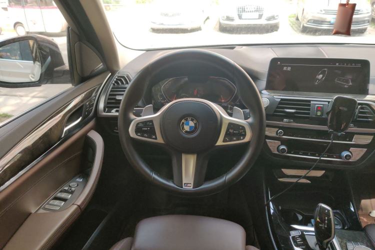 Used BMW X3 2020 xDrive30i Luxury Model with M Sport Package
